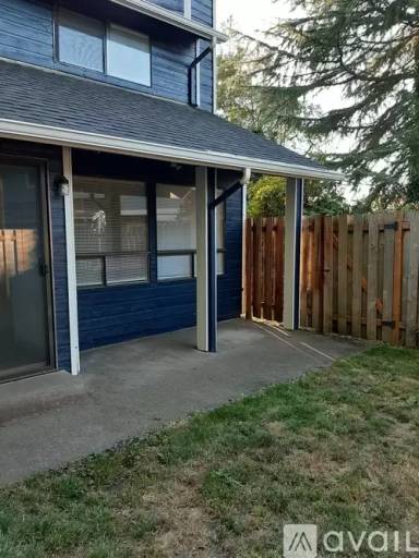 Main picture of 919 Natalie Pl