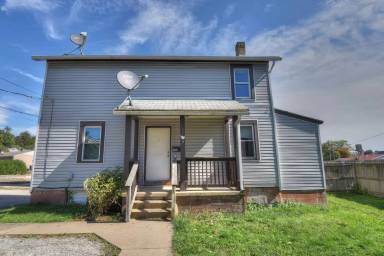 Main picture of 33 Westminster Ave