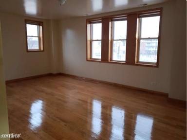 Main picture of 3004-3008 E Cheltenham Pl Apartments