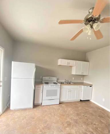 Main picture of 27 Jellison Ln