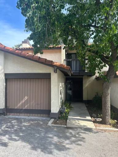 Main picture of 3501 Bernard St