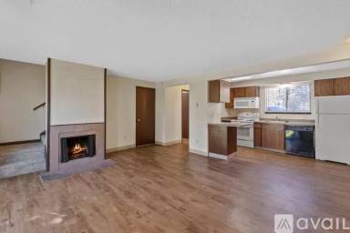 Main picture of 815 W Bellwood Dr