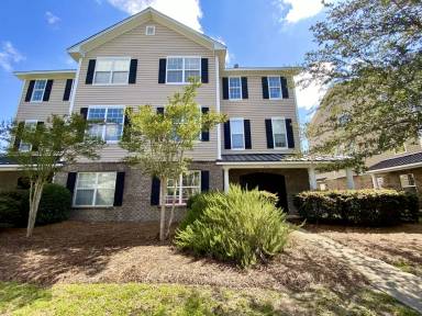 Main picture of 2178 Blakers Blvd