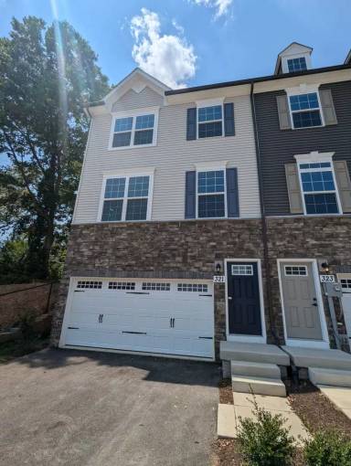 Main picture of 321 Schaffer Dr