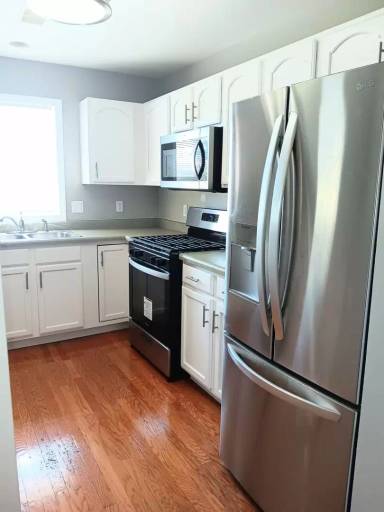 Main picture of 2374 Hayes St
