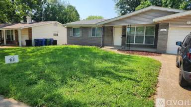 Main picture of 2140 Teakwood Manor Dr