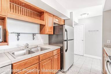 Main picture of Parkway Condominiums