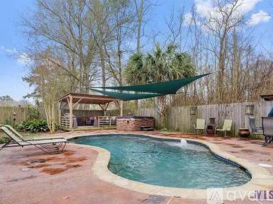 Main picture of 1120 Lakemont Dr
