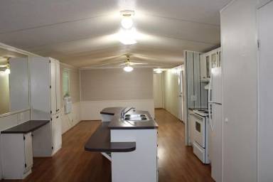 Main picture of 101 River Bluff Rd