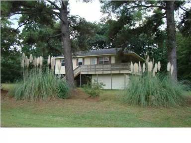 Main picture of 9125 Wagon Trail Rd