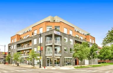 Main picture of 3201 W Leland Ave