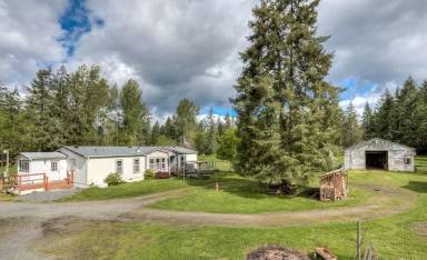 Main picture of 613 354th St E