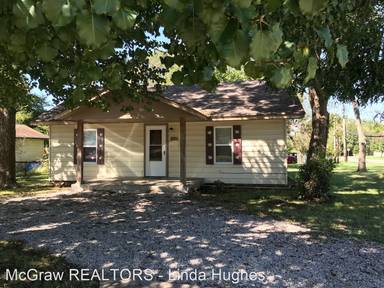 Main picture of 621 N Florence Ave