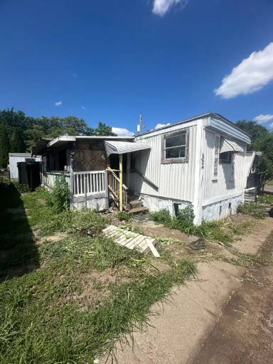 Main picture of 2825 SE 14th St