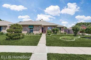 Main picture of 609 Phillips Dr