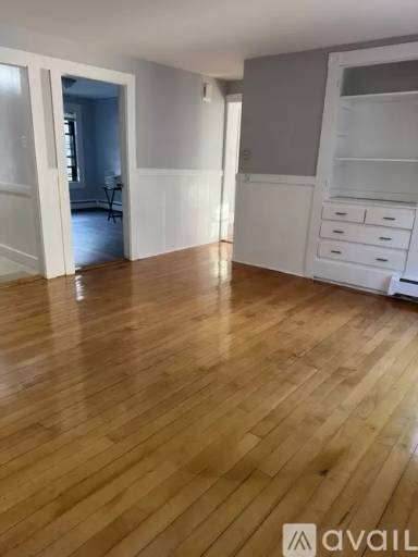 Main picture of 5 Jordan Ave