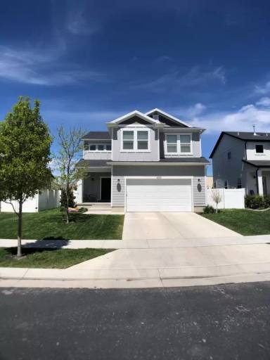 Main picture of 4253 E Willow Oak Way