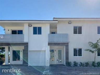 Main picture of 14049 SW 126th Path