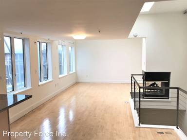 Main picture of 19 Rausch St