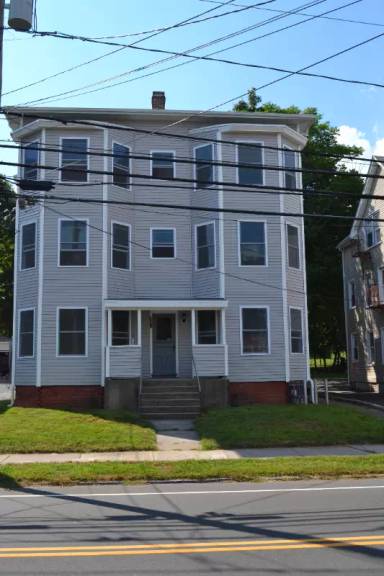 Main picture of 404 East St