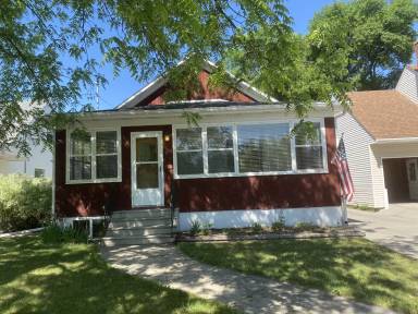 Main picture of 1216 10th St N