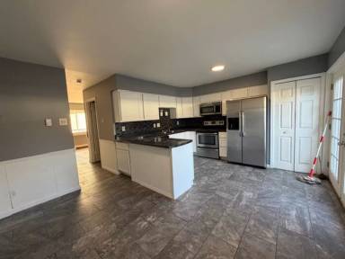 Main picture of 7326 Hazelcrest Dr