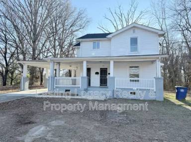 Main picture of 3410 Old Greensboro Rd