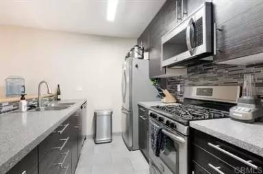 Main picture of 1605 Hotel Cir S