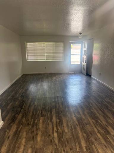 Main picture of 3041 N Linda Vista Ln