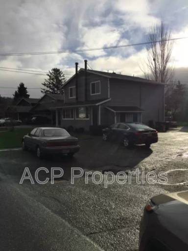 Main picture of 2210 Wilson Ave