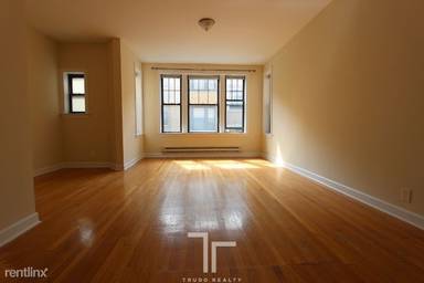 Main picture of 719-27 W Barry Ave