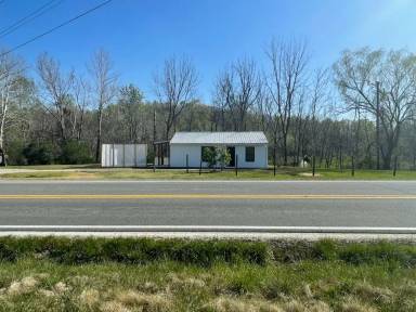 Main picture of 11863 James River Rd