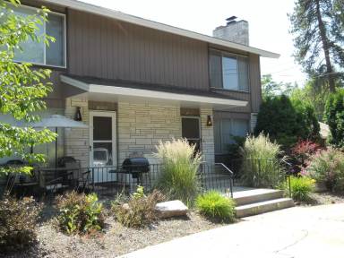 Main picture of 10024 N Whitworth Dr