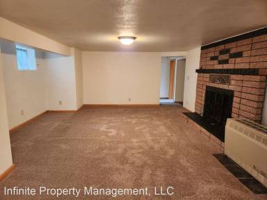 Main picture of 512 E Cedar St