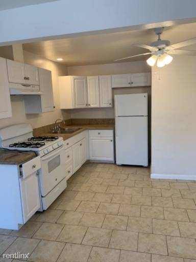 Main picture of 5948 Streamview Dr