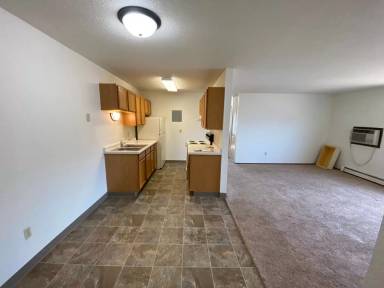 Main picture of 1002 11th St N