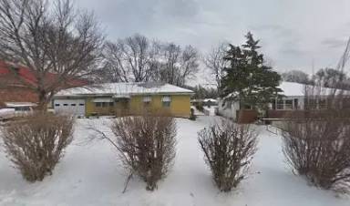 Main picture of 3329 S Oxford Ave