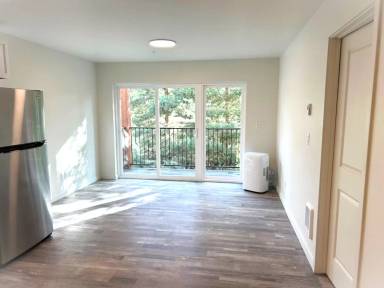 Main picture of 128 E Evergreen Dr