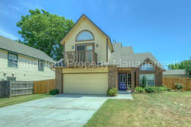 Main picture of 5332 E 92nd St
