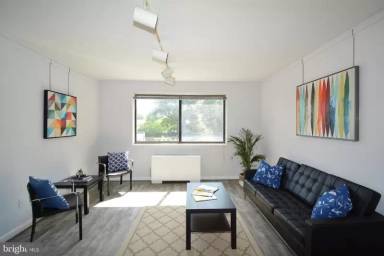 Main picture of 3515 Washington Blvd