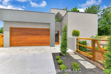 Main picture of 6172 N Pierce Park Ln