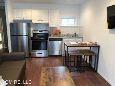 Main picture of 2486 Hughes Ave