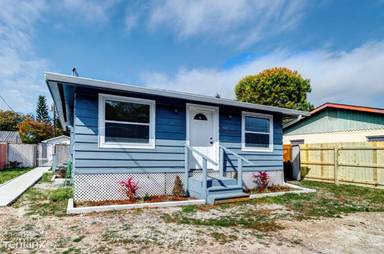 Main picture of 5302 17th St W