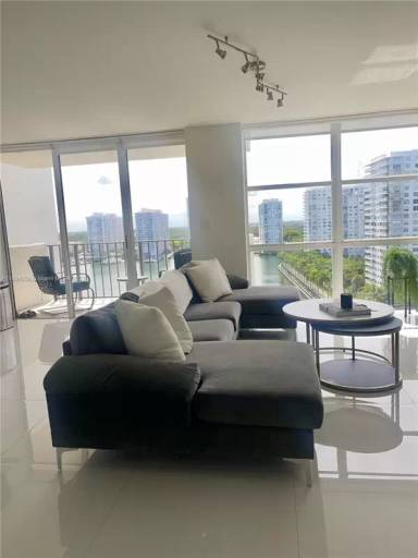 Main picture of Biscayne Cove Condominium