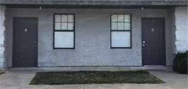 Main picture of 200 Victoria Ave