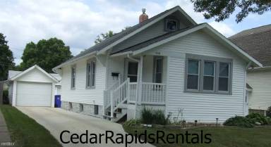 Main picture of 1016 G Ave NW