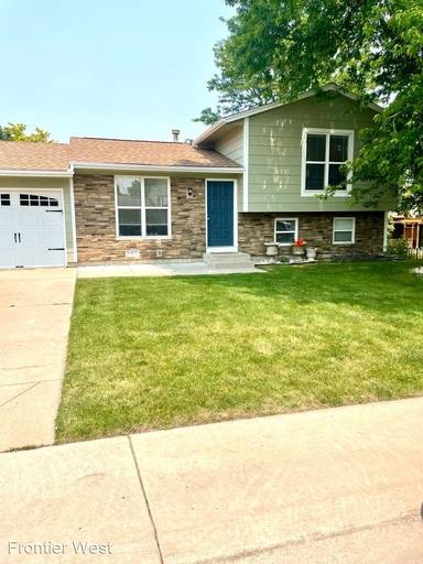 Main picture of 8099 W 93rd Way