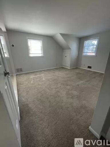 Main picture of 74 4th Ave