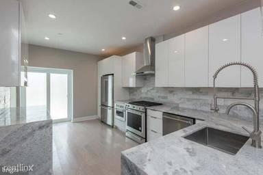 Main picture of 1308 N 29th St