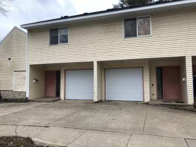Main picture of 107 N Busey Ave
